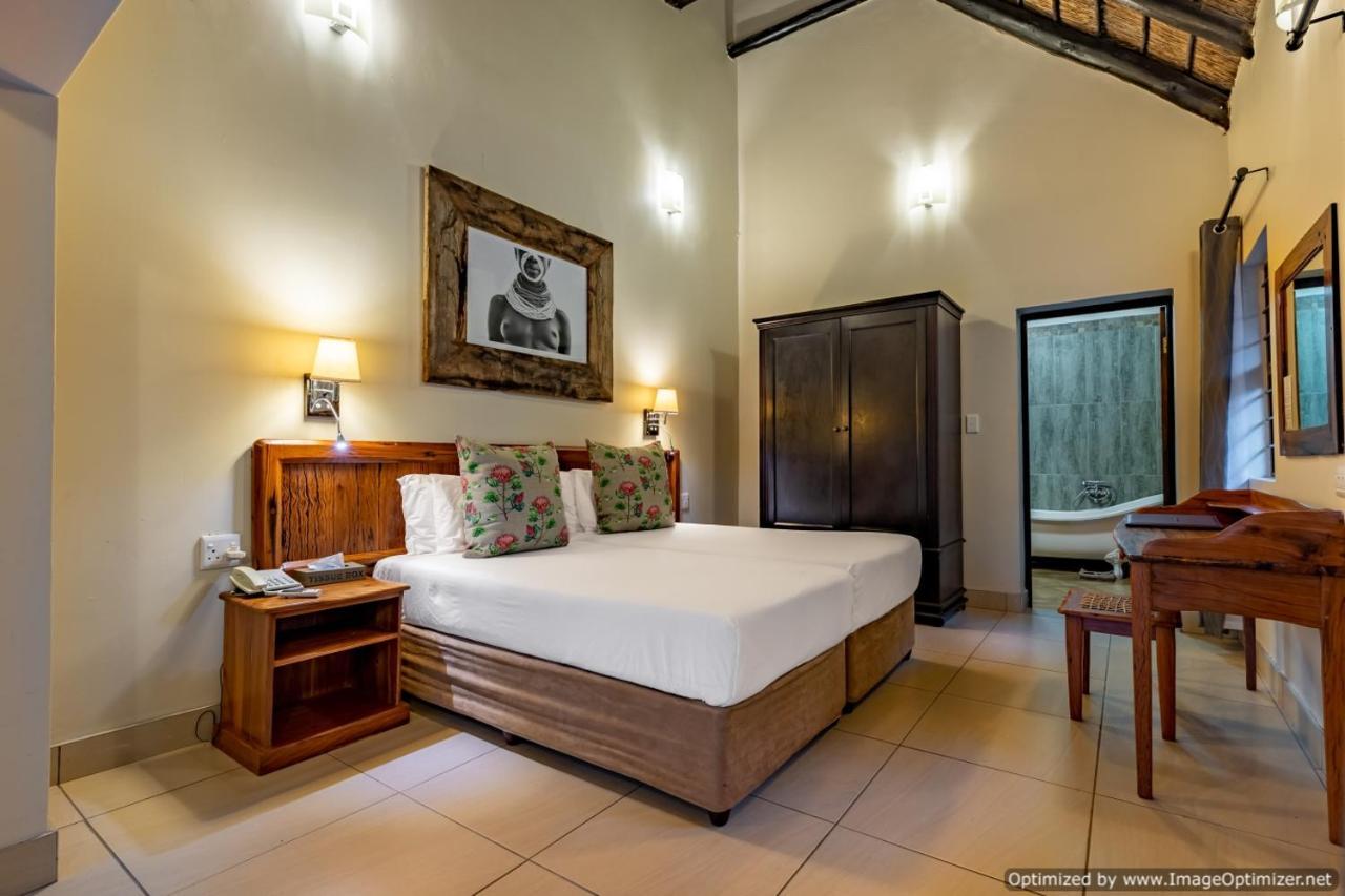 Zulu Nyala Game Lodge Hluhluwe Bagian luar foto
