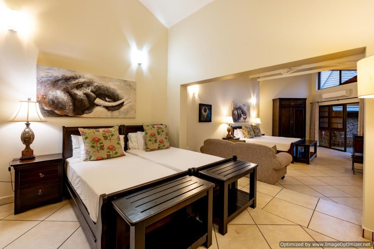 Zulu Nyala Game Lodge Hluhluwe Bagian luar foto
